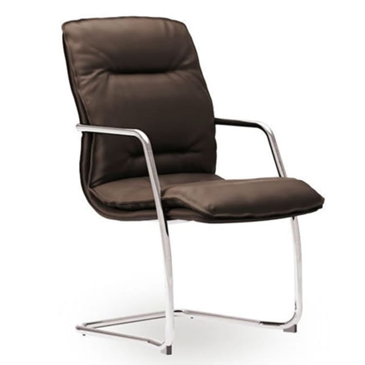 Formen Visitor chair in brown leather with a cantilever chrome frame. Elegant seating.