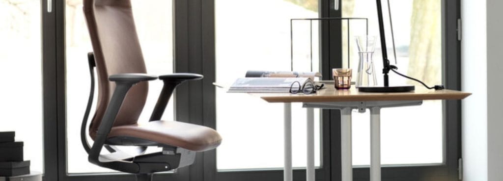 Wilkhahn AT 187/9 executive chair in brown leather. Ergonomic office seating for private offices.