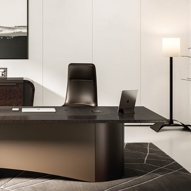 MITHOS executive desk in Eucalyptus wood with leather, for private offices.