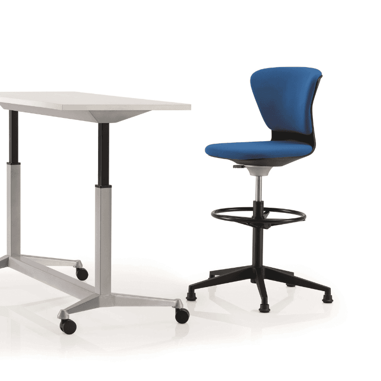 Blue USENA Stool with black frame, next to a height-adjustable table. Modern seating for office and educational spaces.
