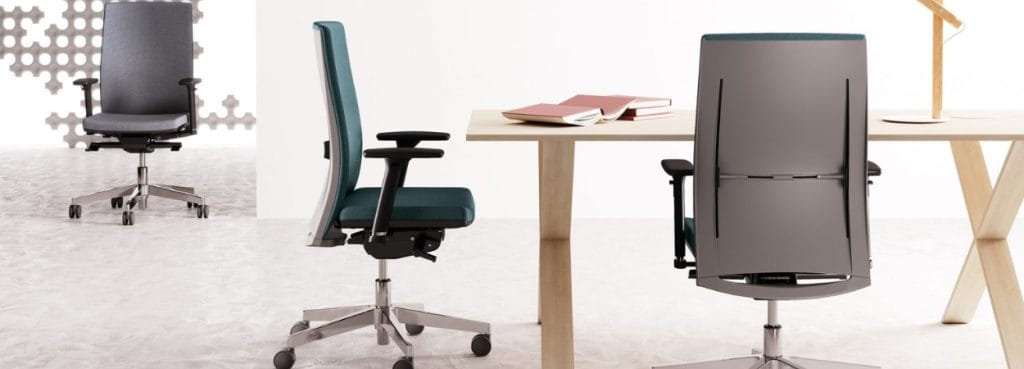 Hellò task chair in gray and teal. Ergonomic office seating for open spaces.
