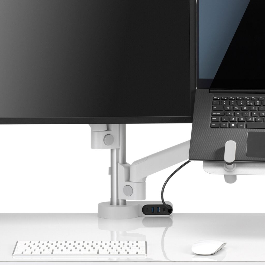 Ondo USB Charger Station by Colebrook Bosson Saunders